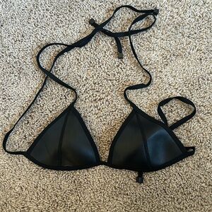 Triangl bikini top